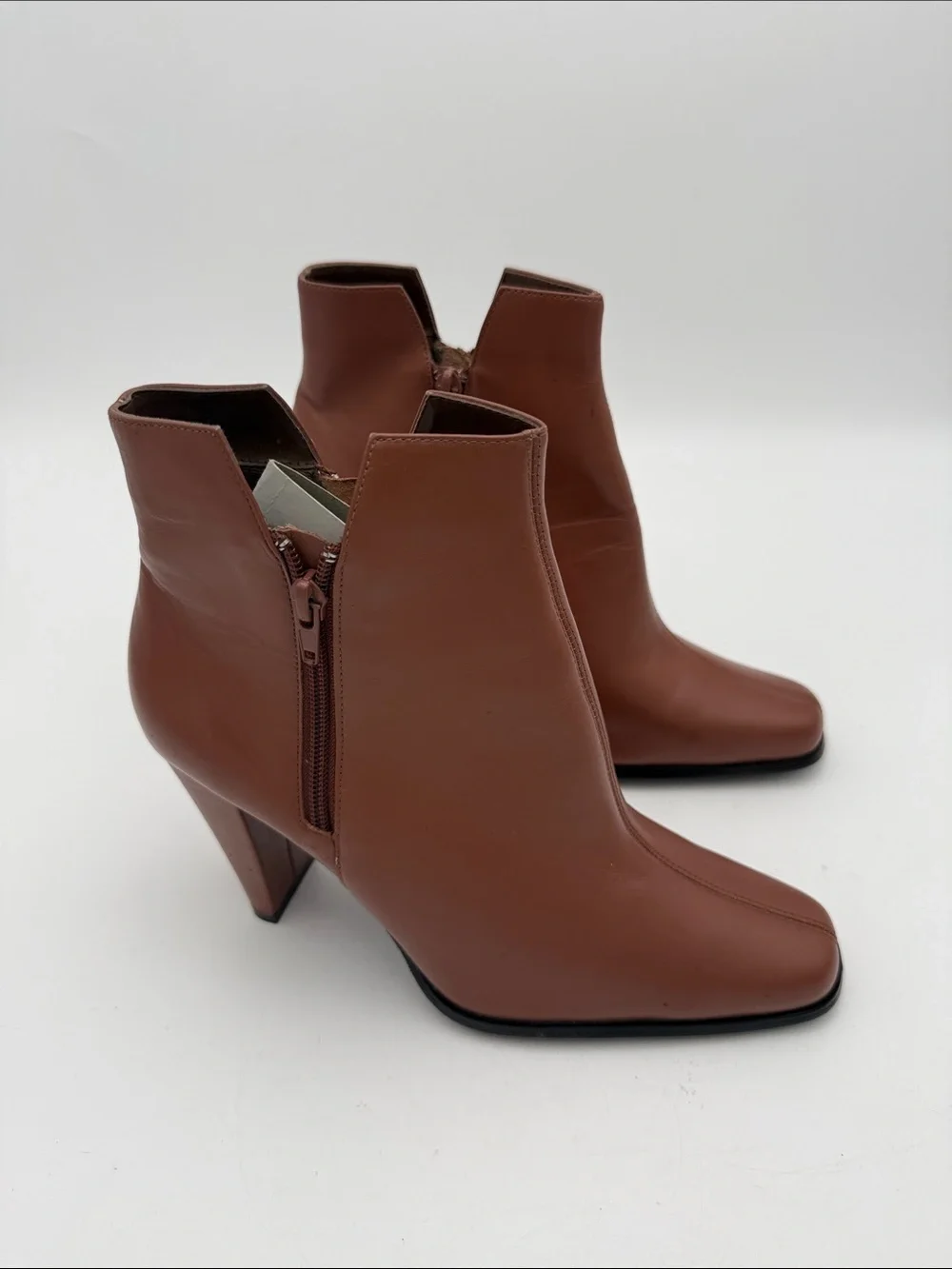 Newport News Stylish Women's Ankle Boots in Brown women’s 8.5W festival event